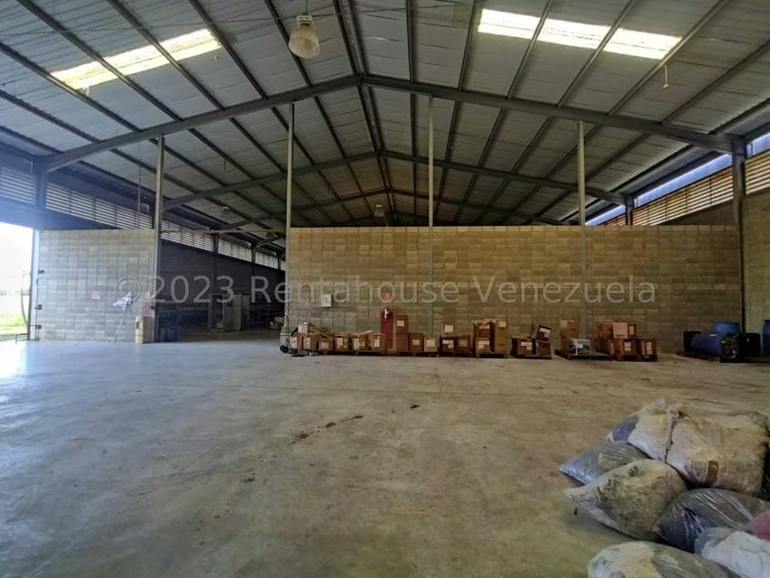 Comercial (Galpon - Deposito) en Alquiler en Urbanizacion Industrial Santa Cruz, Aragua - 102