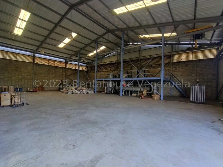 Comercial (Galpon - Deposito) en Alquiler en Urbanizacion Industrial Santa Cruz, Aragua - 104