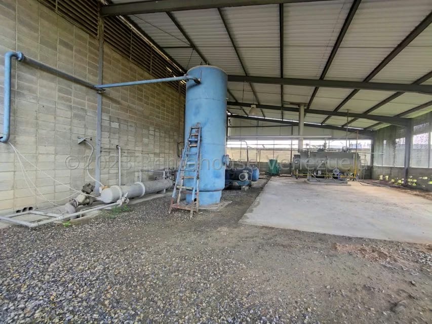 Comercial (Galpon - Deposito) en Alquiler en Urbanizacion Industrial Santa Cruz, Aragua - 110