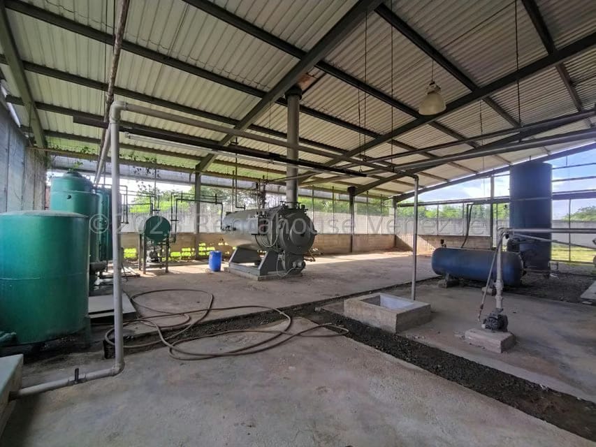 Comercial (Galpon - Deposito) en Alquiler en Urbanizacion Industrial Santa Cruz, Aragua - 120