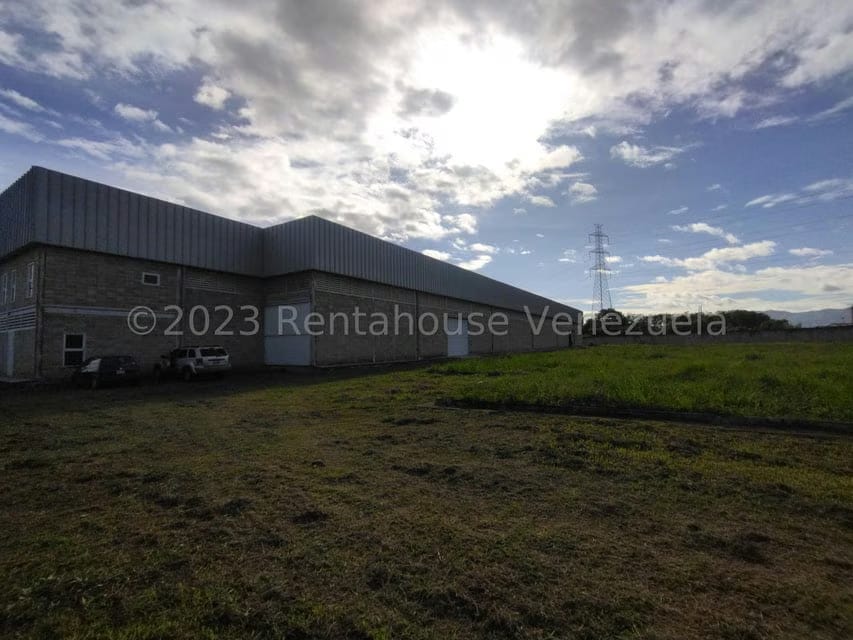 Comercial (Galpon - Deposito) en Alquiler en Urbanizacion Industrial Santa Cruz, Aragua - 129