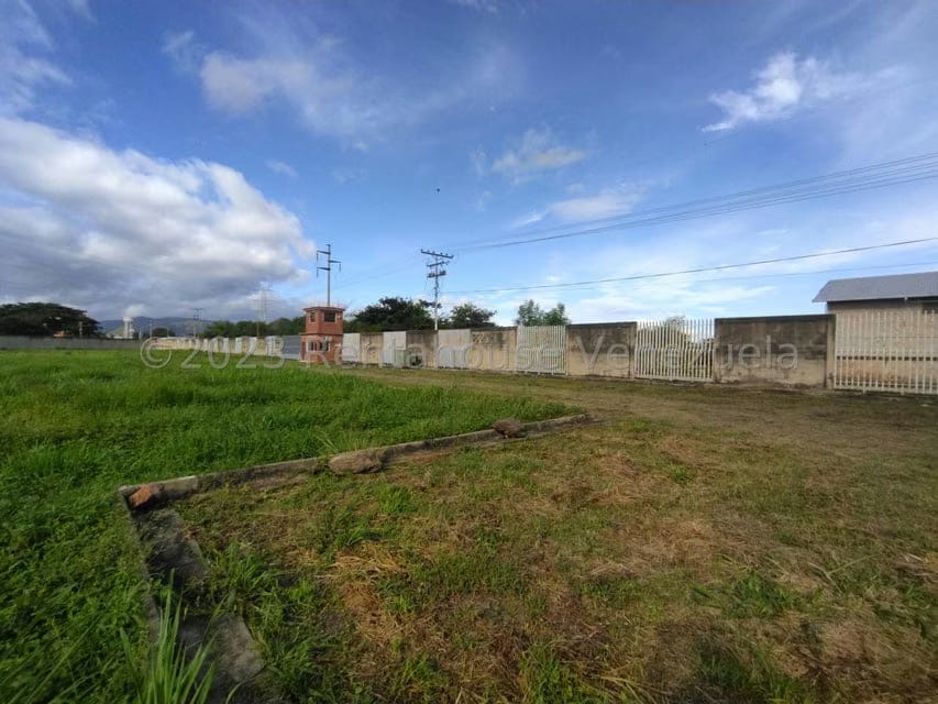 Comercial (Galpon - Deposito) en Alquiler en Urbanizacion Industrial Santa Cruz, Aragua - 133