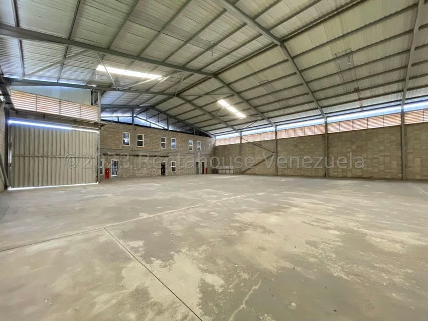 Comercial (Galpon - Deposito) en Alquiler en Urbanizacion Industrial Santa Cruz, Aragua - 24