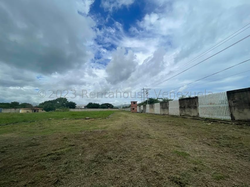 Comercial (Galpon - Deposito) en Alquiler en Urbanizacion Industrial Santa Cruz, Aragua - 4