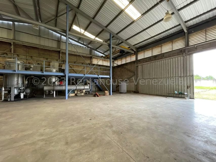 Comercial (Galpon - Deposito) en Alquiler en Urbanizacion Industrial Santa Cruz, Aragua - 35