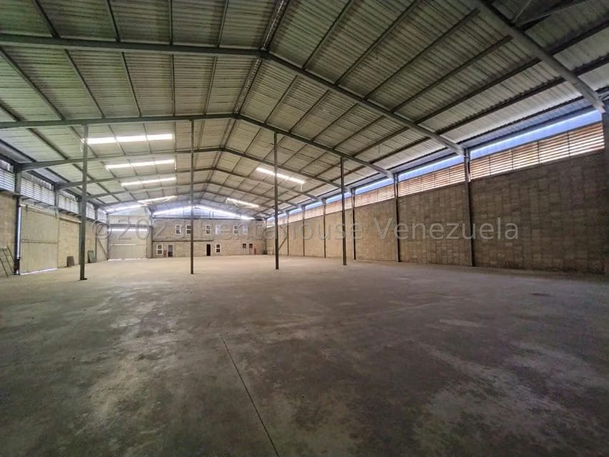 Comercial (Galpon - Deposito) en Alquiler en Urbanizacion Industrial Santa Cruz, Aragua - 94