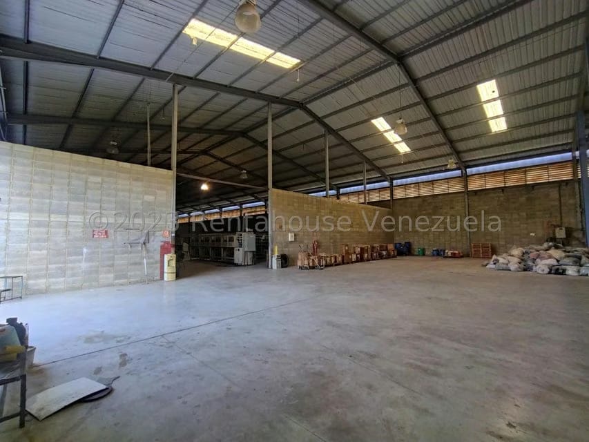Comercial (Galpon - Deposito) en Alquiler en Urbanizacion Industrial Santa Cruz, Aragua - 99