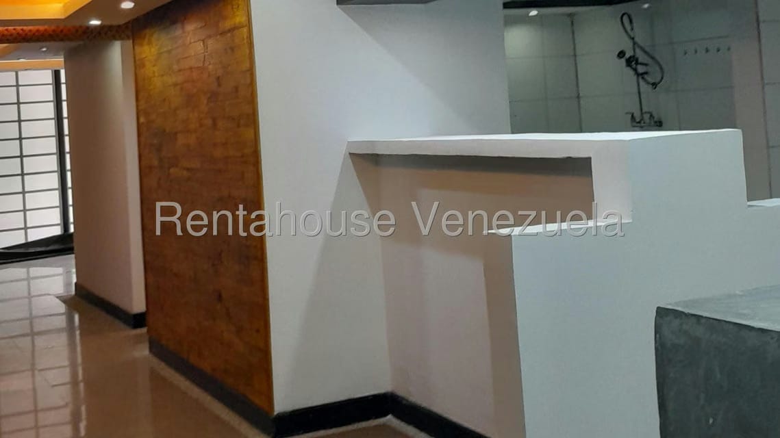 Comercial (Local Comercial) en Venta en Sector San Pedro, Miranda - 18