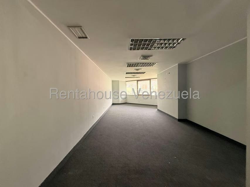 Comercial (Oficina) en Alquiler en Chuao, Distrito Metropolitano - 2