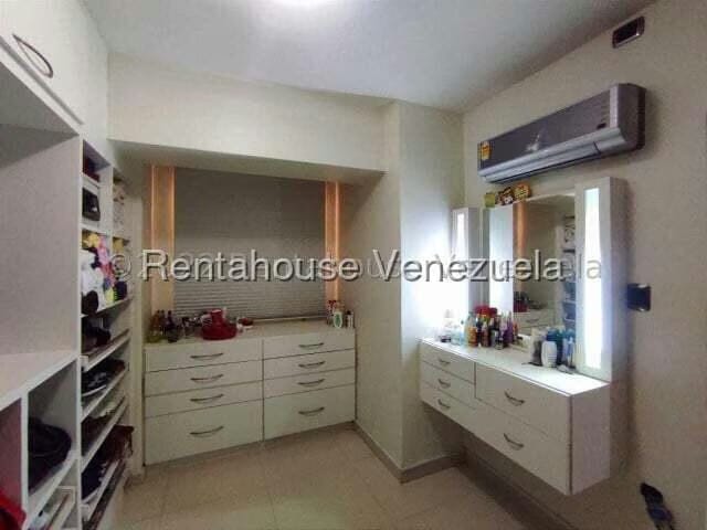 Apartamento (1 Nivel) en Venta en El Bosque, Aragua - 26