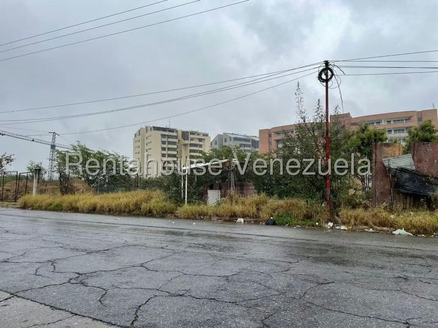 Terreno (Comercial) en Venta en Vega Arriba, Miranda - 3