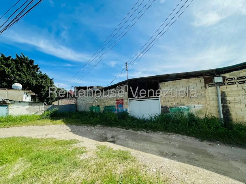 Comercial (Galpon - Deposito) en Venta en Palo Negro II, Aragua - 2