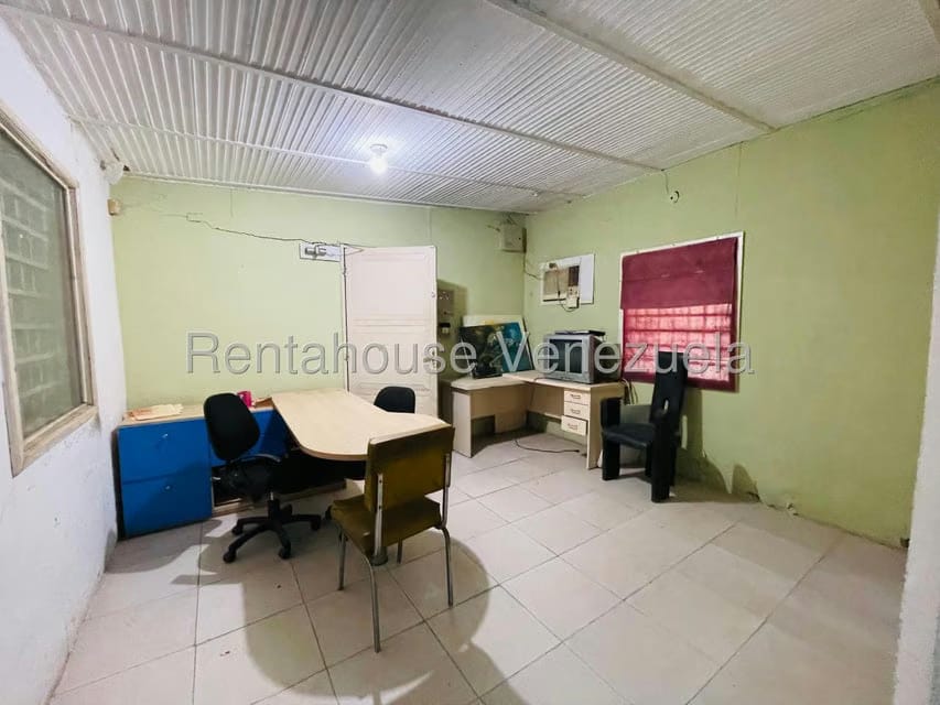 Comercial (Galpon - Deposito) en Venta en Palo Negro II, Aragua - 29