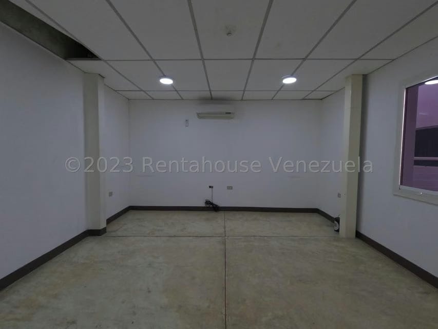 Comercial (Oficina) en Alquiler en Centro, Lara - 9