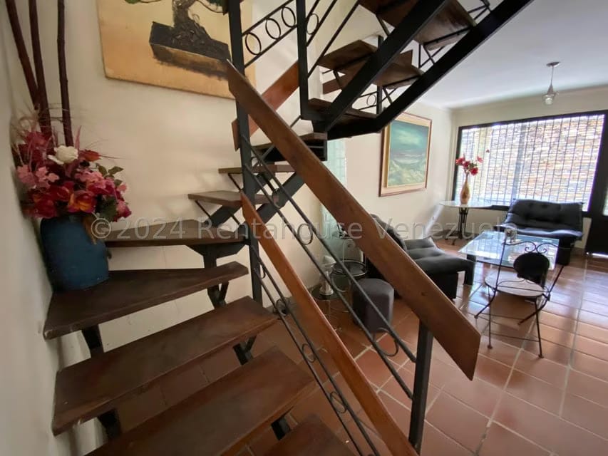 Casa (Duplex) en Venta en Casa de Campo, Portuguesa - 2