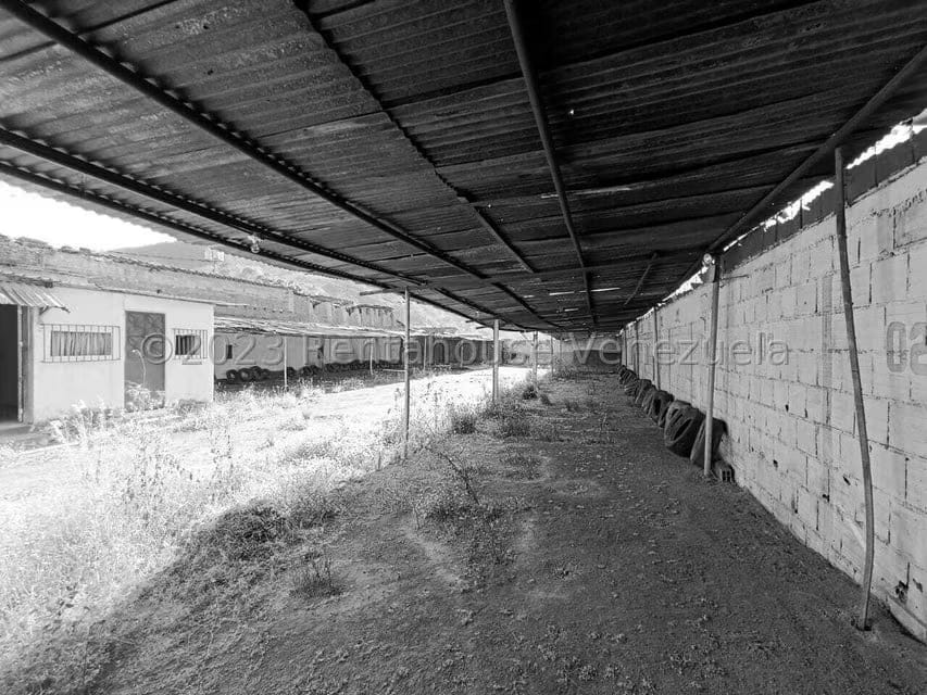 Terreno (Comercial) en Venta en Guarenas, Miranda - 5