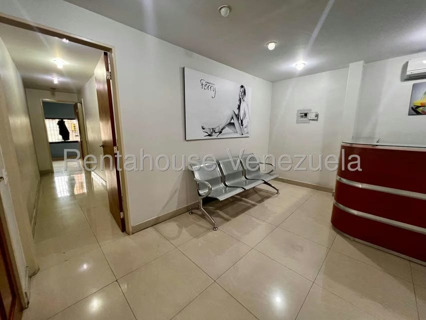 Comercial (Local Comercial) en Alquiler en Catia, Distrito Metropolitano - 3