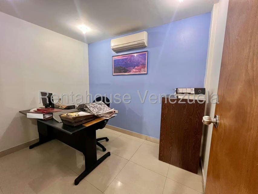Comercial (Local Comercial) en Alquiler en Catia, Distrito Metropolitano - 8