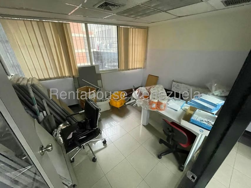 Comercial (Oficina) en Alquiler en Parroquia Catedral, Distrito Metropolitano - 8