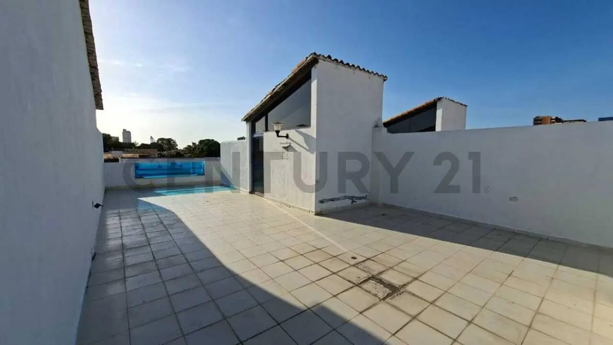 Townhouse En Venta En La Ciudad De Lechería - 20