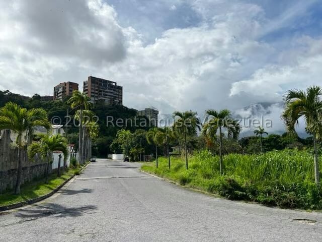 Terreno (Residencial) en Venta en Macaracuay, Distrito Metropolitano - 5