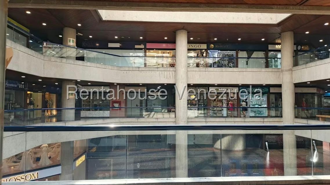 Comercial (Local Comercial) en Alquiler en Santa Fe Norte, Distrito Metropolitano - 15