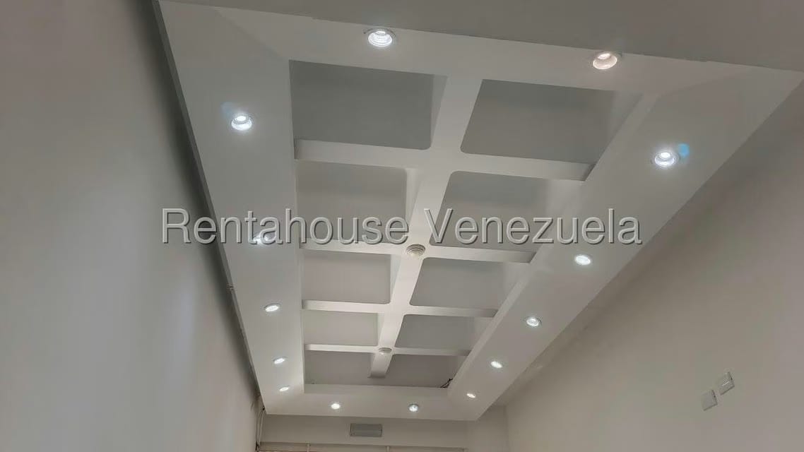 Comercial (Local Comercial) en Alquiler en Santa Fe Norte, Distrito Metropolitano - 9