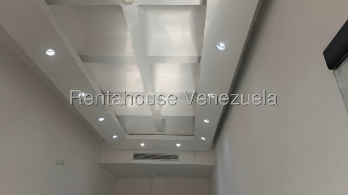 Comercial (Local Comercial) en Alquiler en Santa Fe Norte, Distrito Metropolitano - 10