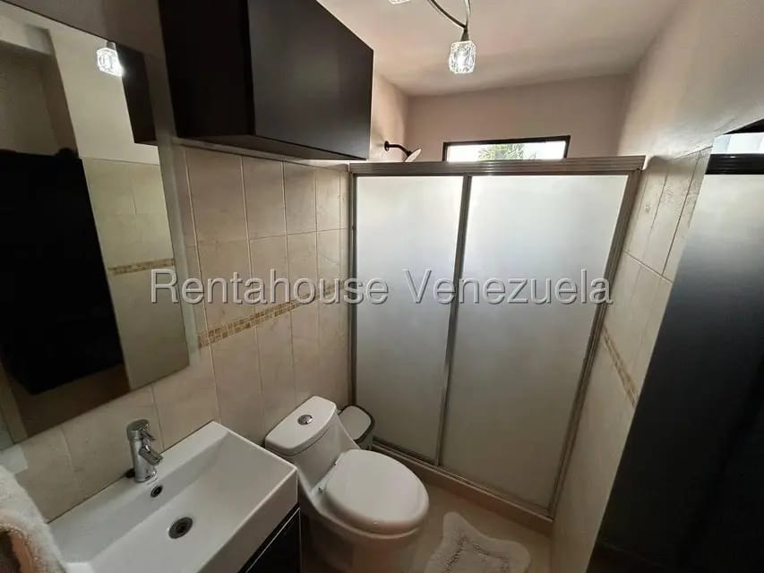 Apartamento (1 Nivel) en Venta en Del Este, Lara - 19