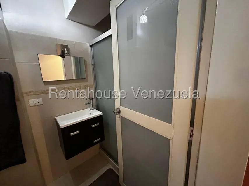 Apartamento (1 Nivel) en Venta en Del Este, Lara - 24