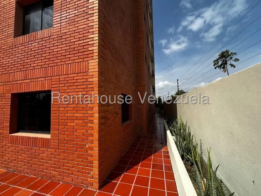 Apartamento (1 Nivel) en Venta en Del Este, Lara - 27