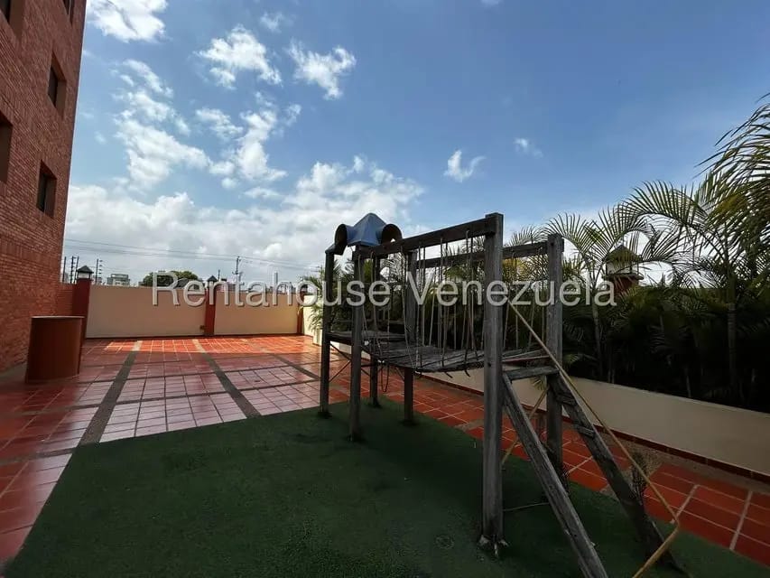 Apartamento (1 Nivel) en Venta en Del Este, Lara - 31