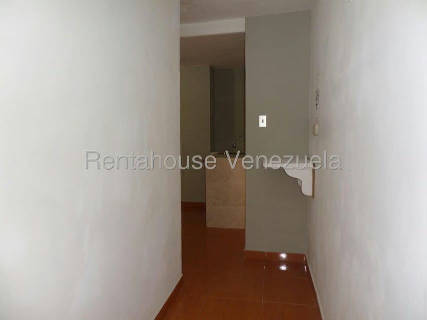 Comercial (Local Comercial) en Alquiler en Santa Monica, Distrito Metropolitano - 12