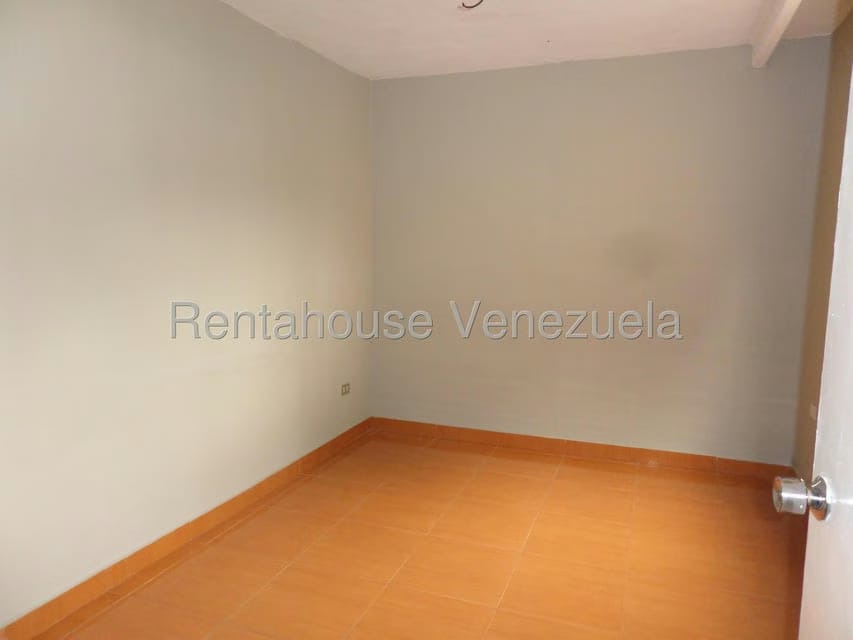Comercial (Local Comercial) en Alquiler en Santa Monica, Distrito Metropolitano - 6