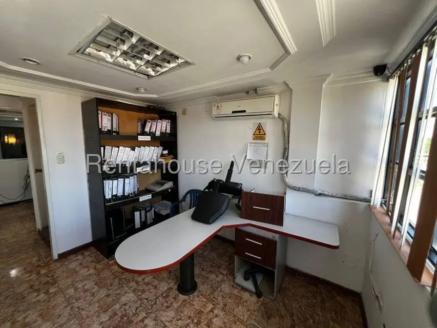 Comercial (Oficina) en Alquiler en Centro, Lara - 12