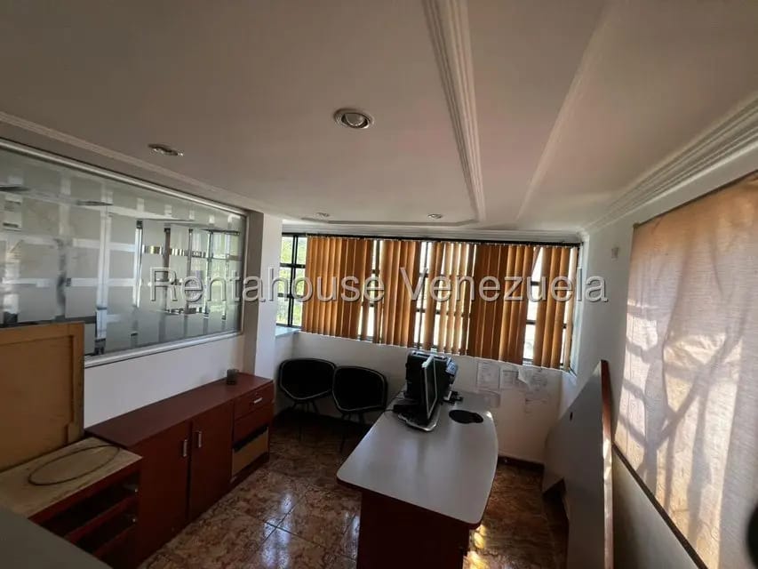 Comercial (Oficina) en Alquiler en Centro, Lara - 14