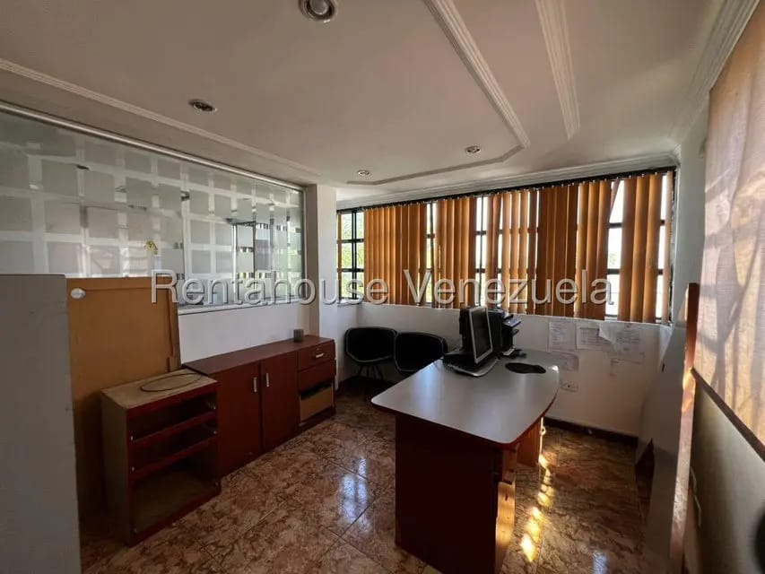 Comercial (Oficina) en Alquiler en Centro, Lara - 16