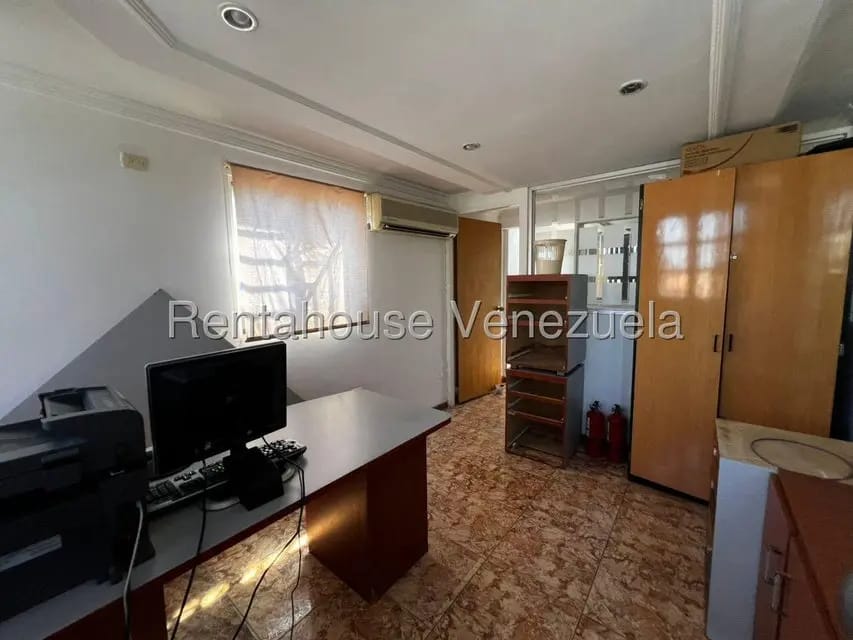 Comercial (Oficina) en Alquiler en Centro, Lara - 19