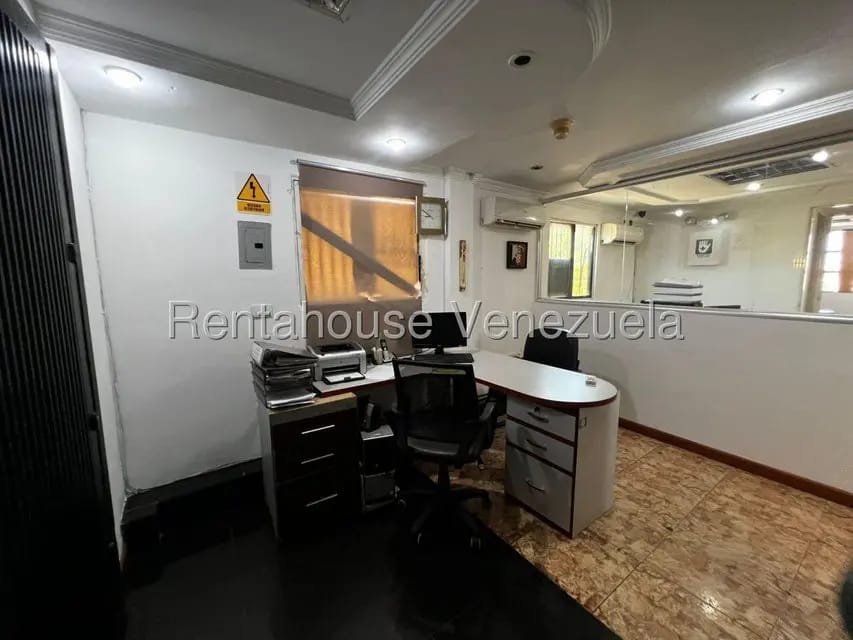 Comercial (Oficina) en Alquiler en Centro, Lara - 21
