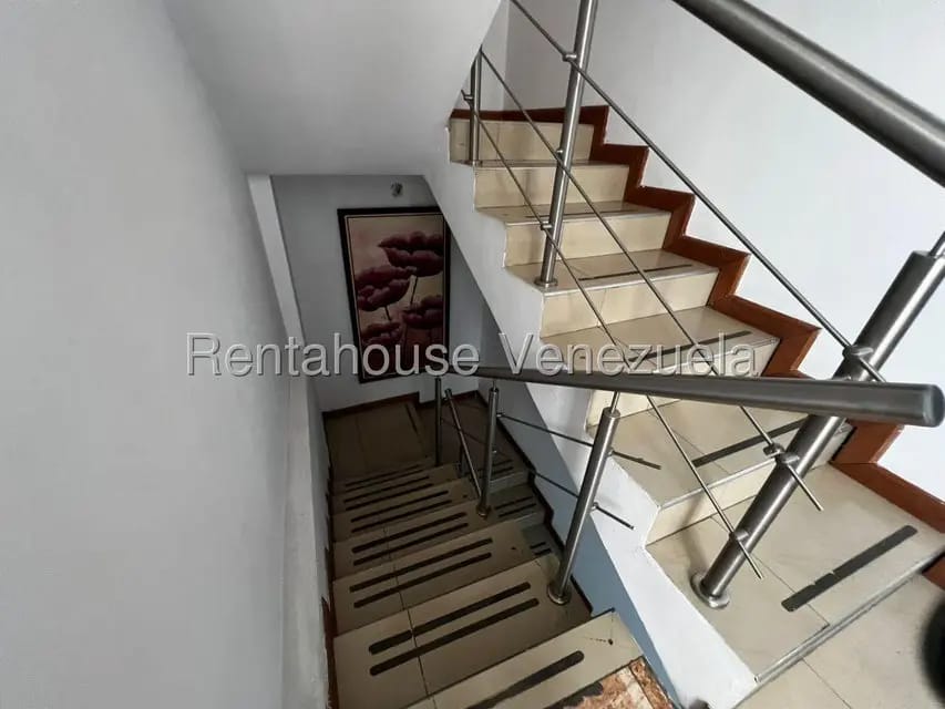 Comercial (Oficina) en Alquiler en Centro, Lara - 23