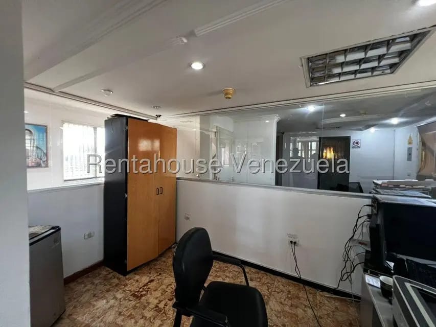 Comercial (Oficina) en Alquiler en Centro, Lara - 7