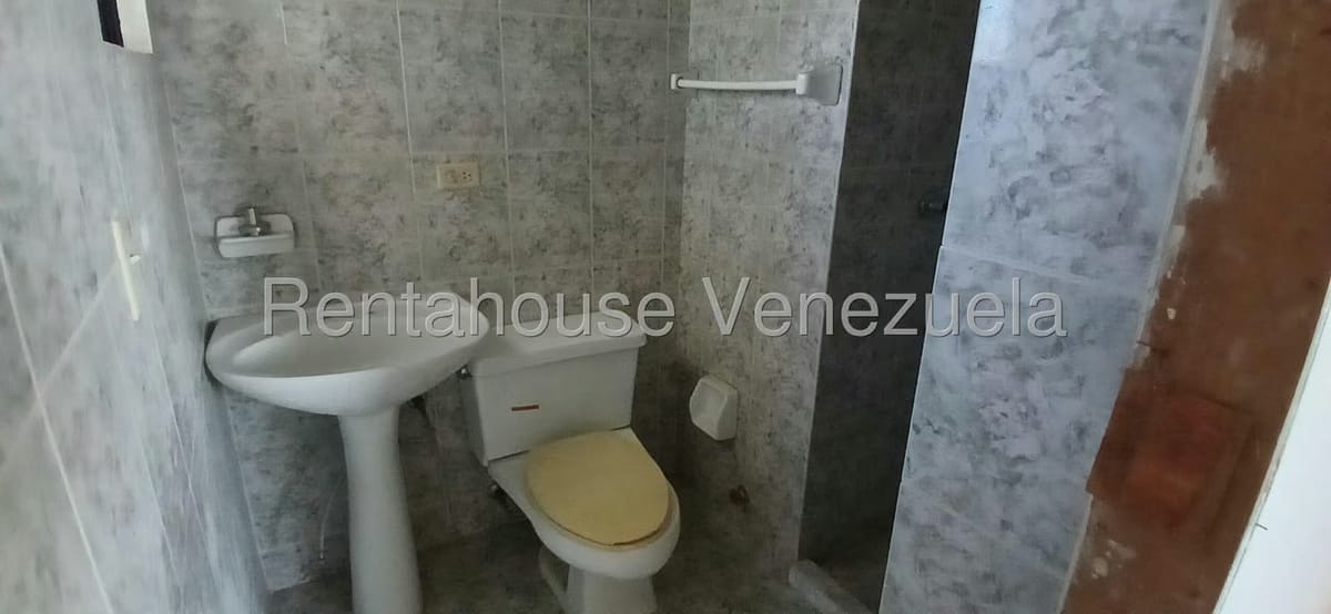 Apartamento (1 Nivel) en Venta en Cristobal Colon, Zulia - 12