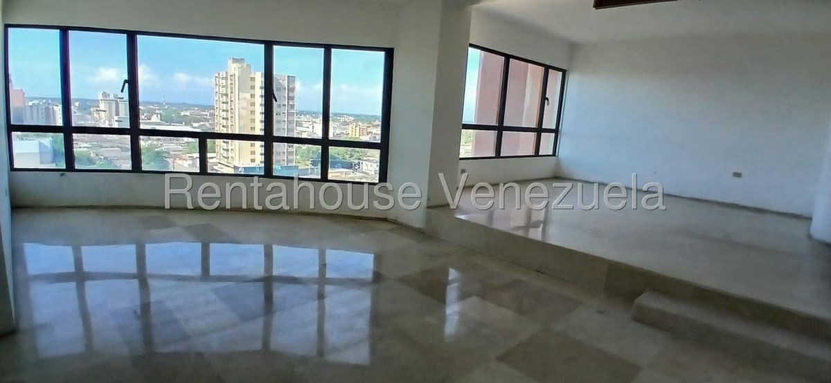 Apartamento (1 Nivel) en Venta en Cristobal Colon, Zulia - 3