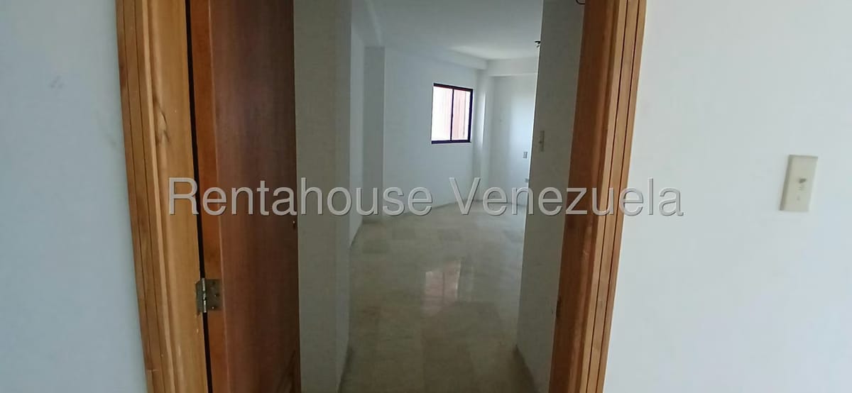 Apartamento (1 Nivel) en Venta en Cristobal Colon, Zulia - 8