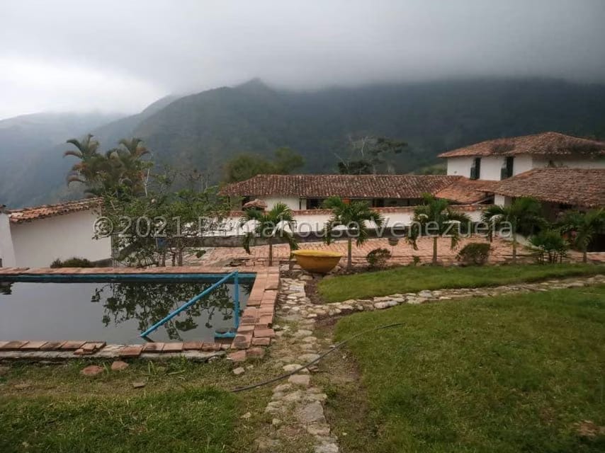 Terreno (Comercial) en Venta en Sector Parroquia Matriz, Merida - 2