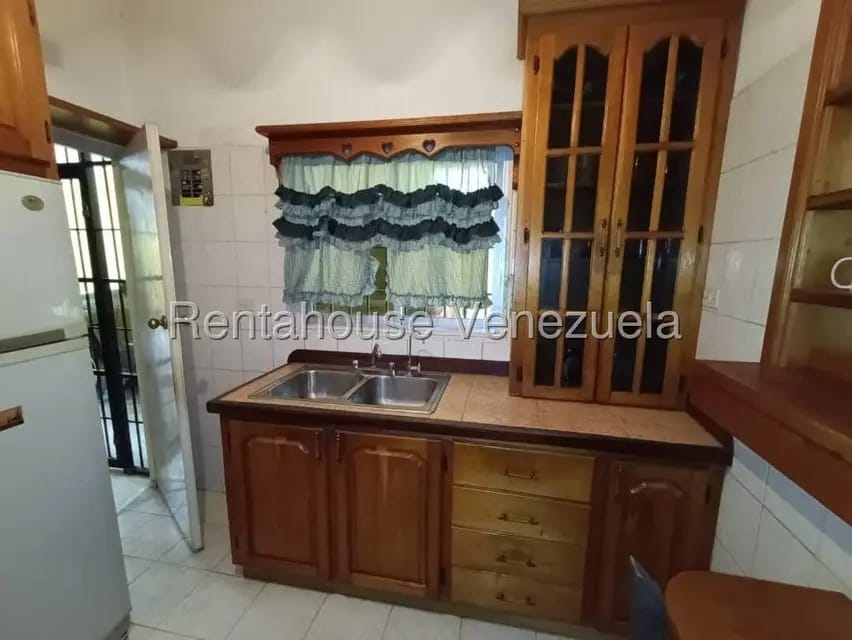 Casa (1 Nivel) en Alquiler en Zona Industrial, Monagas - 5