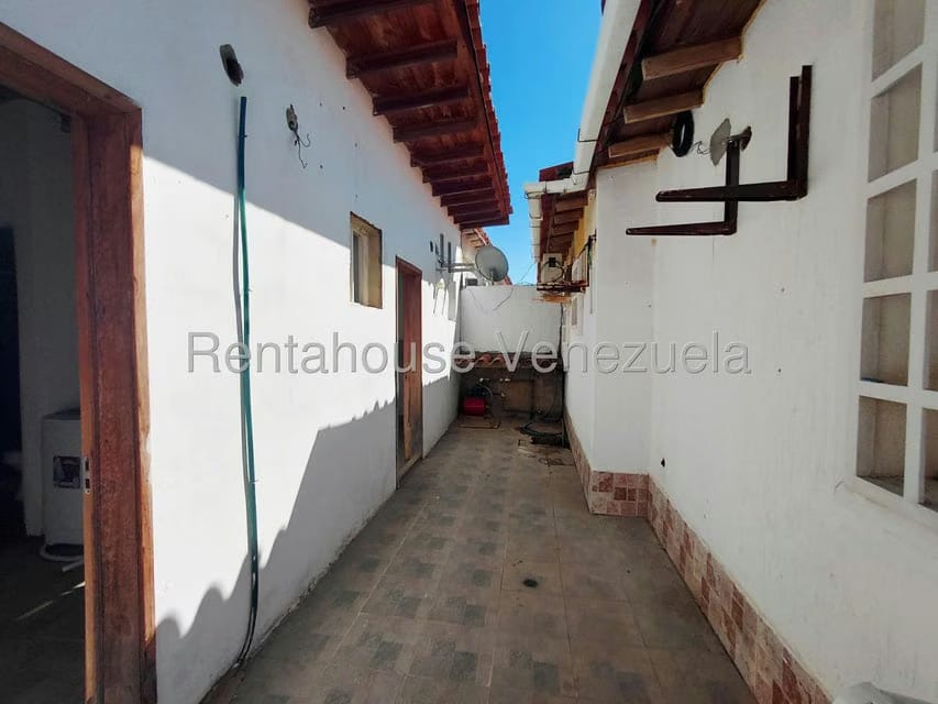 Townhouse (1 Nivel) en Venta en La Cruz del Pastel, Nueva Esparta - 34