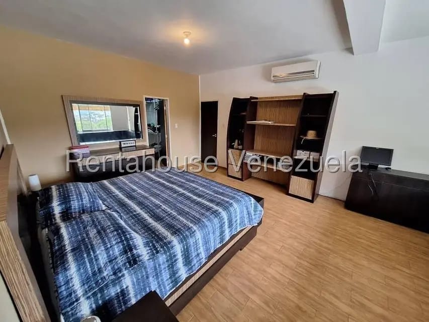 Casa (Multipes Niveles) en Venta en Los Pomelos, Distrito Metropolitano - 16
