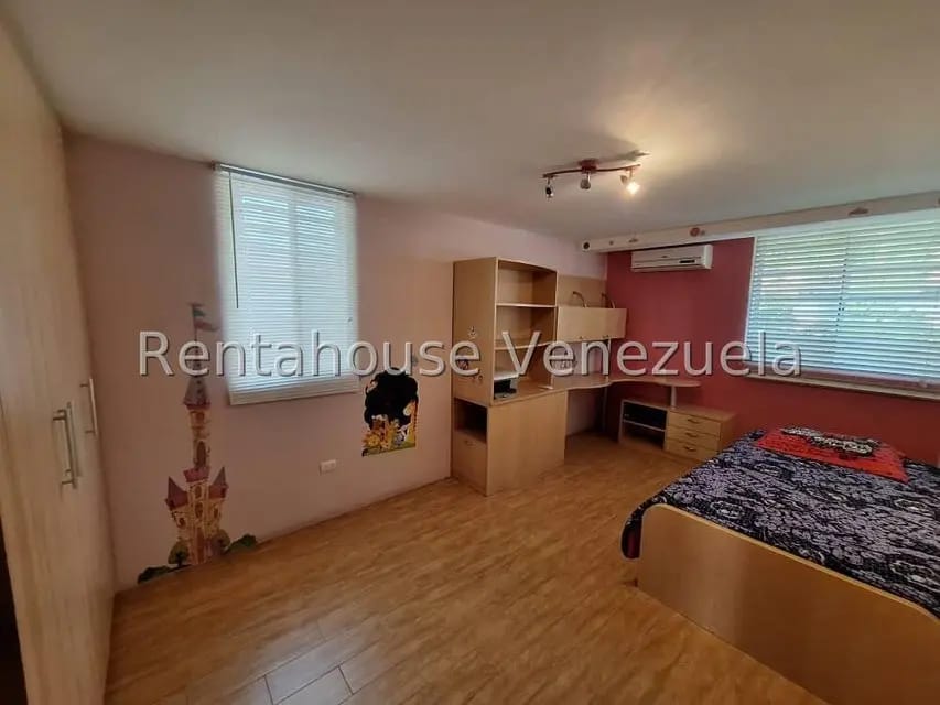 Casa (Multipes Niveles) en Venta en Los Pomelos, Distrito Metropolitano - 17