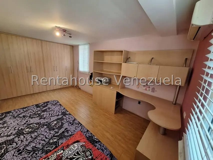 Casa (Multipes Niveles) en Venta en Los Pomelos, Distrito Metropolitano - 18
